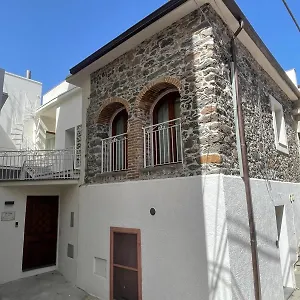 Maison d'hôtes Sa Troppa De Sos Chentu, Dorgali